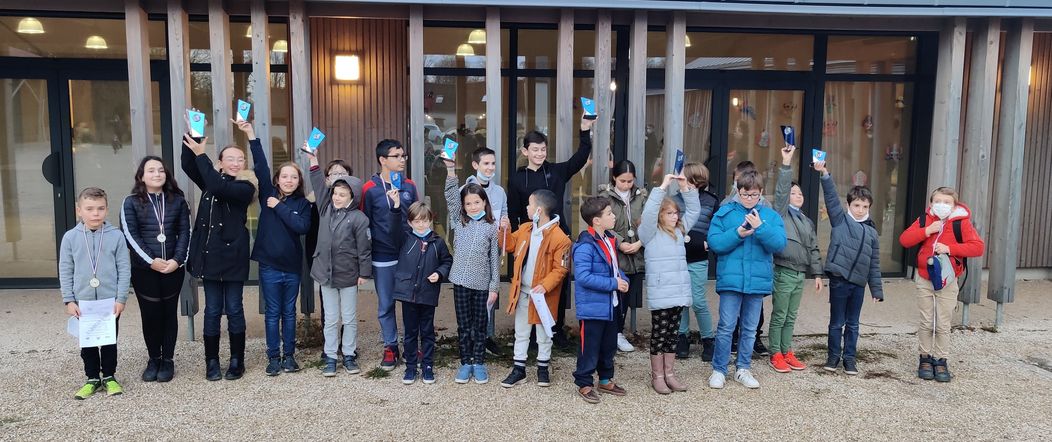 Photo de groupe au championnat du Loiret des jeunes, à Amilly, en 2021